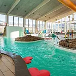In With Loft, Apartman *